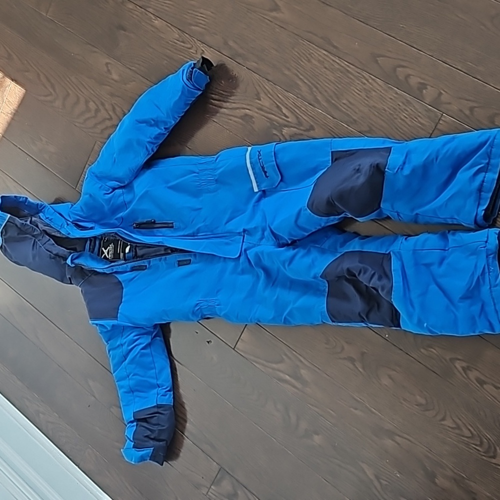 Boys all in one jumps snow suit.